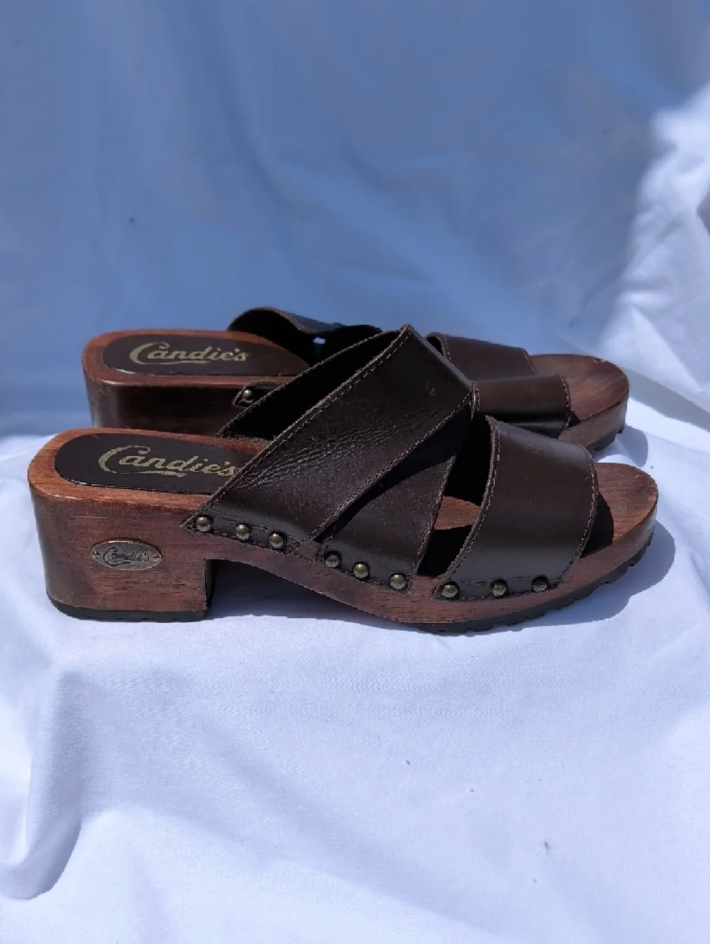Candie's Dark Brown Women’s Leather Slide Sandals - Picture 3 of 3